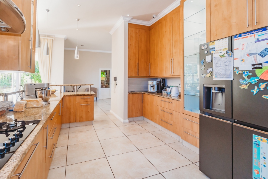 4 Bedroom Property for Sale in King George Park Western Cape